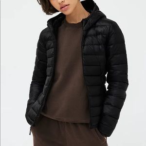 Aritzia TNA Botaine Super Light puffer
